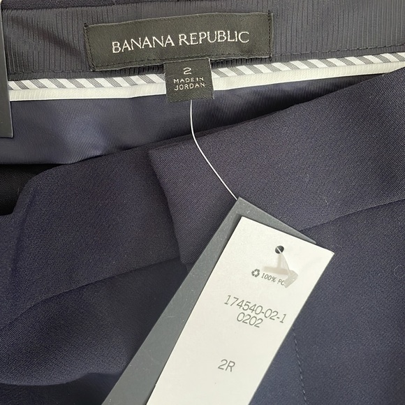 Banana Republic Navy Blue Mid-Rise Trouser Leg Logan Pants - Picture 7 of 7